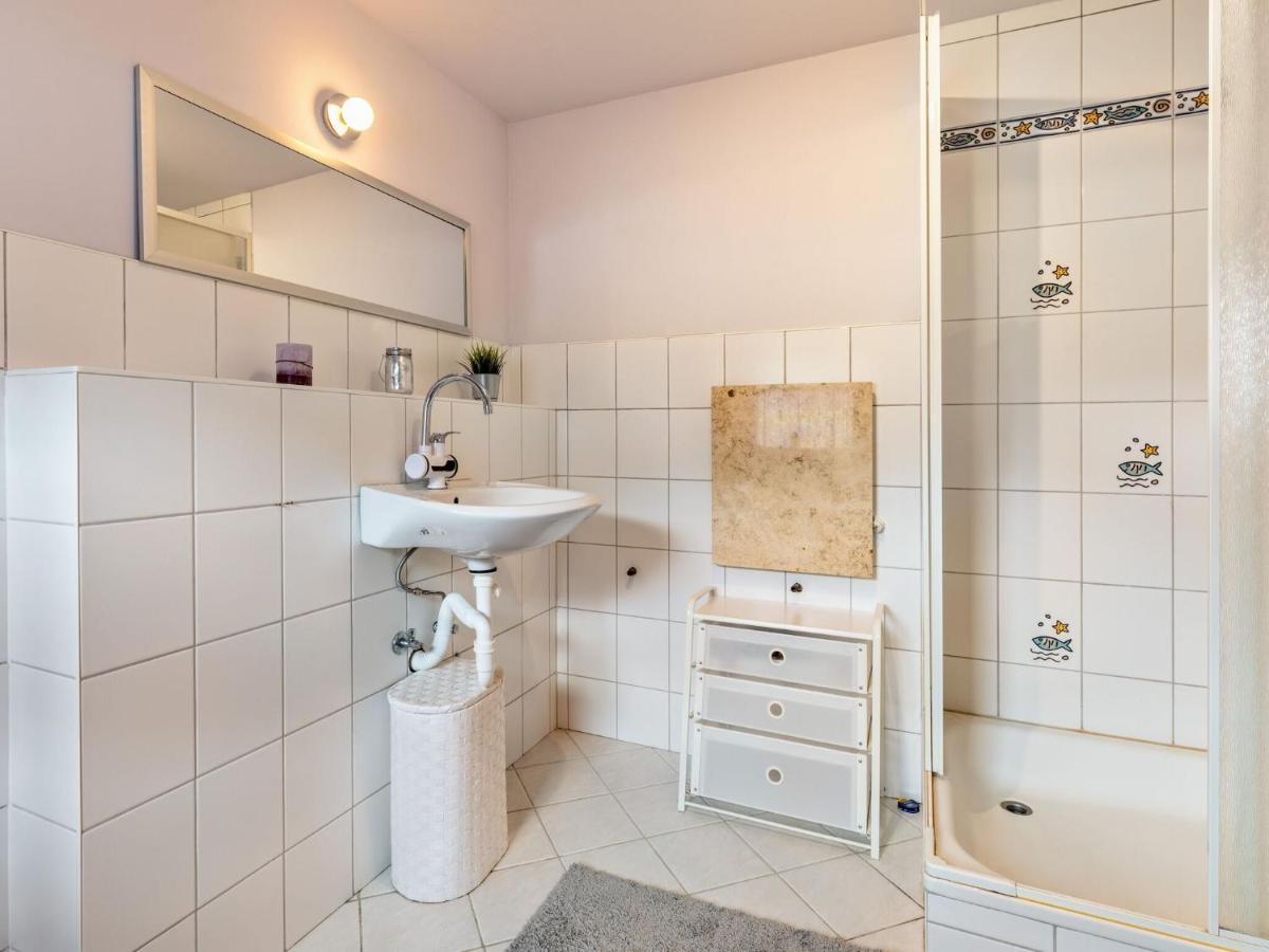 Snug Holiday Home In Divitz Spoldershagen Near Skydiving المظهر الخارجي الصورة